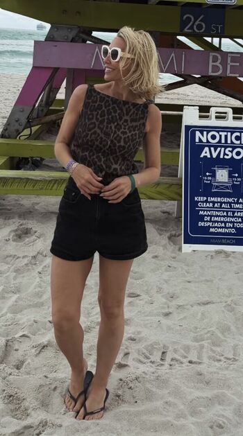 Laura hamilton leaked private photo uncensored HD quality