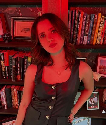Laura marano leaked private photo uncensored HD quality