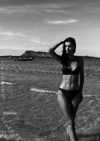 Laura offermann leaked private photo uncensored HD quality