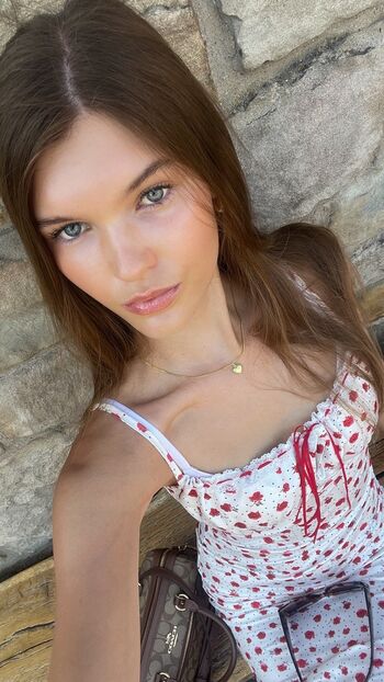 Laurafermann page leaked private photo uncensored HD quality