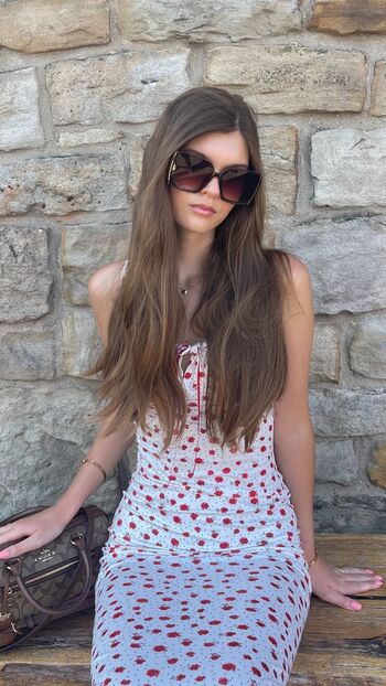 Laurafermann page leaked private photo uncensored HD quality