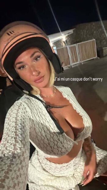 Laurine   page leaked private photo uncensored HD quality