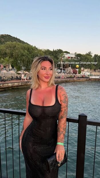 Laurine   page leaked private photo uncensored HD quality