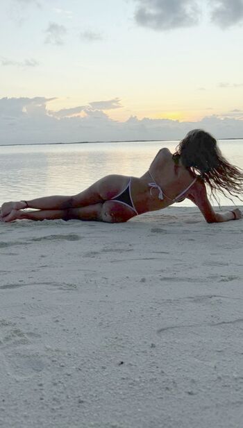Laurita fernandez page leaked private photo uncensored HD quality