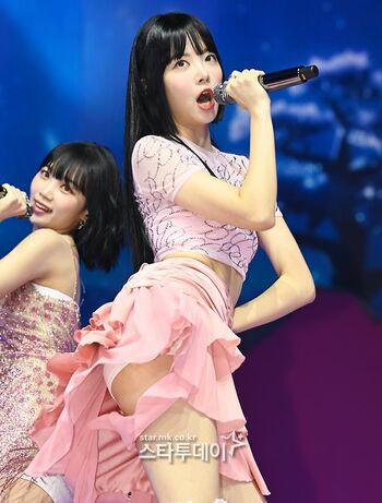 Le sserafim page leaked private photo uncensored HD quality