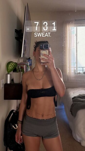 Lea crigger page leaked private photo uncensored HD quality
