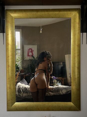 Leelas secret leaked private photo uncensored HD quality