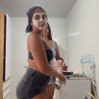 Lellyzinha leaked private photo uncensored HD quality