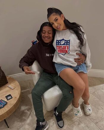 Lena the plug  page leaked private photo uncensored HD quality