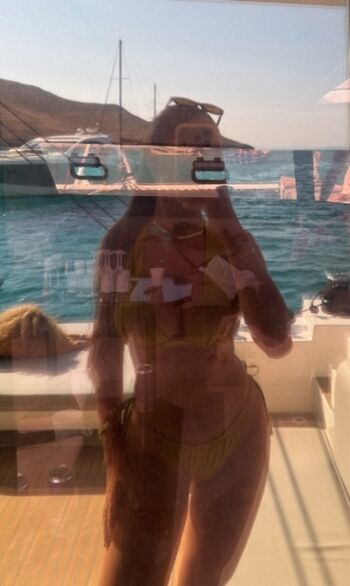 Leni pntr leaked private photo uncensored HD quality
