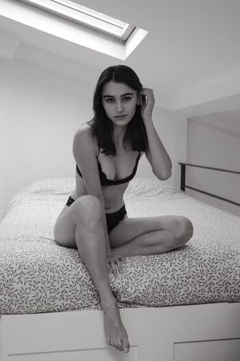 Lespetitsregards page leaked private photo uncensored HD quality