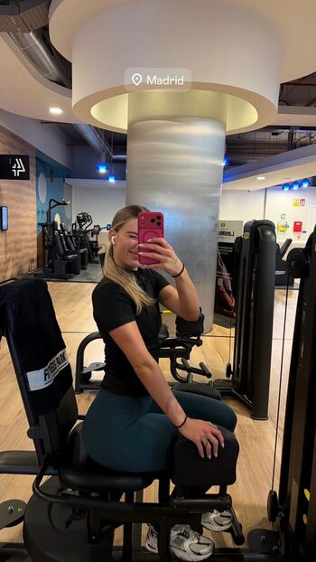 Lia sikora  page leaked private photo uncensored HD quality