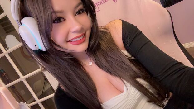 Lilchiipmunk page leaked private photo uncensored HD quality