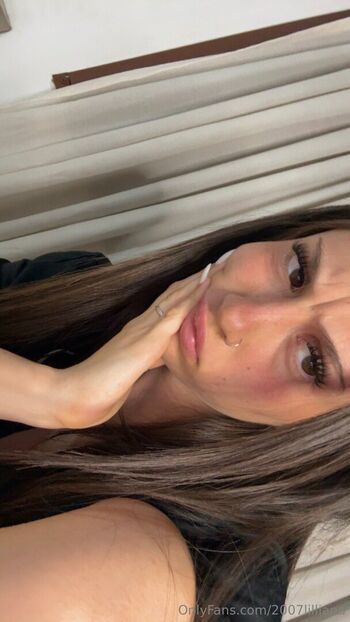 Lillianaflores  page leaked private photo uncensored HD quality