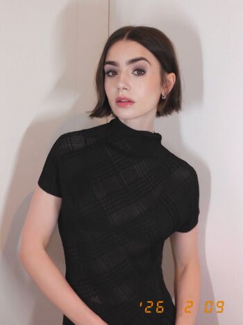 Lily collins page leaked private photo uncensored HD quality