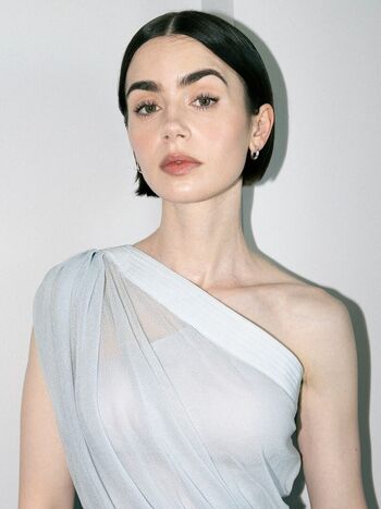 Lily collins page leaked private photo uncensored HD quality