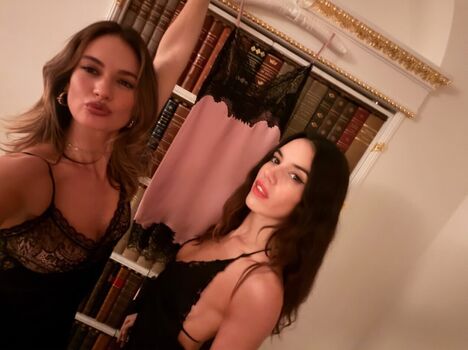 Lily james page leaked private photo uncensored HD quality