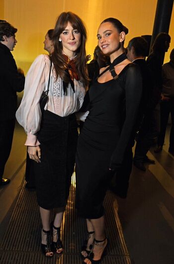 Lily james page leaked private photo uncensored HD quality