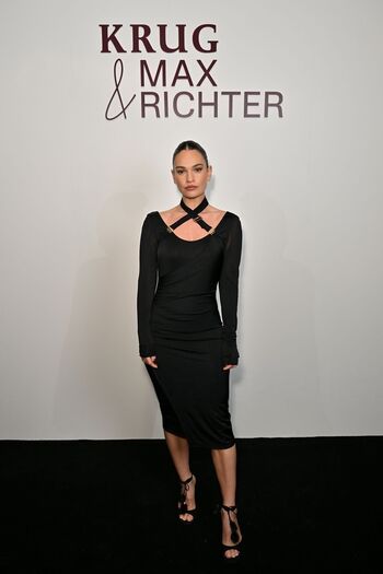 Lily james page leaked private photo uncensored HD quality