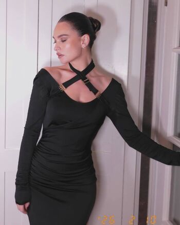 Lily james page leaked private photo uncensored HD quality