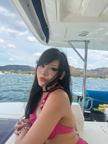 Linaboobie  page leaked private photo uncensored HD quality