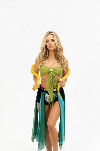 Lindsay brewer  page leaked private photo uncensored HD quality