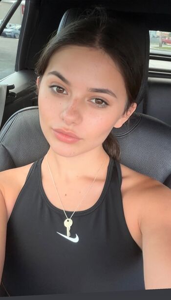 Lindsey lamer leaked private photo uncensored HD quality