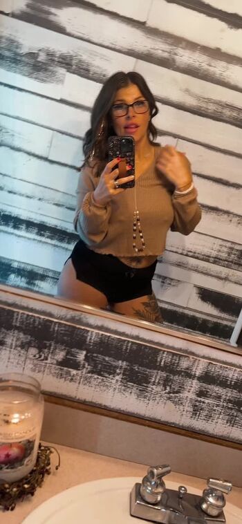 Lindzee leaked private photo uncensored HD quality