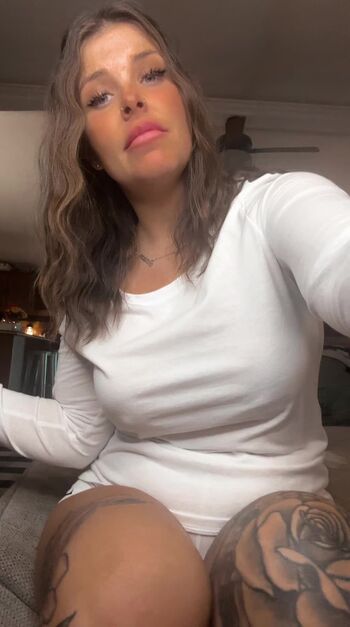 Lindzee leaked private photo uncensored HD quality
