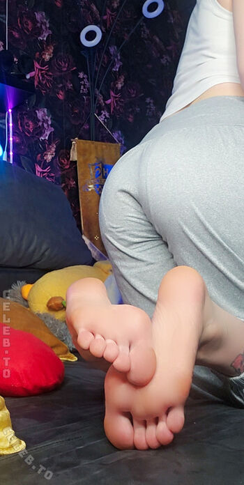 Linspics  page leaked private photo uncensored HD quality