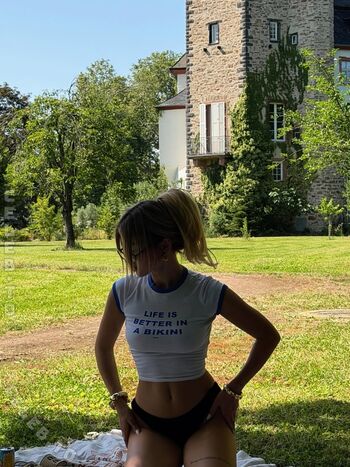 Linuschka  page leaked private photo uncensored HD quality
