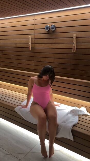 Livefitelle page leaked private photo uncensored HD quality