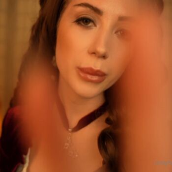 Lizzielestrange leaked private photo uncensored HD quality