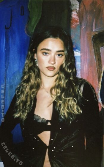 Lizzy greene  page leaked private photo uncensored HD quality