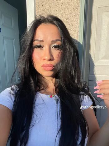 Lizzywurst leaked private photo uncensored HD quality