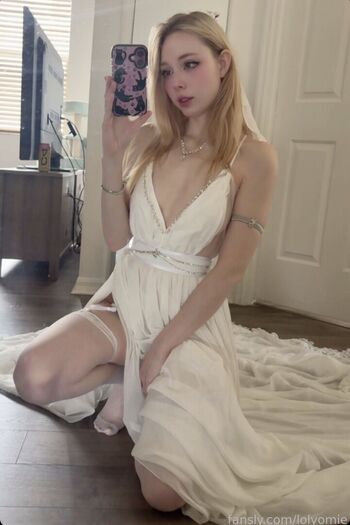 Lolyomie page leaked private photo uncensored HD quality
