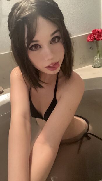 Loopziepop leaked private photo uncensored HD quality