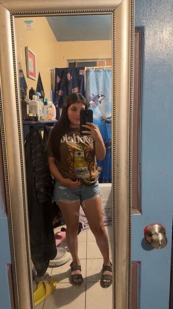 Loovee seeniaa leaked private photo uncensored HD quality