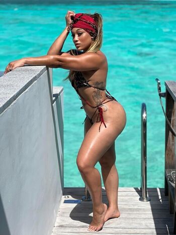 Lorraine ward leaked private photo uncensored HD quality