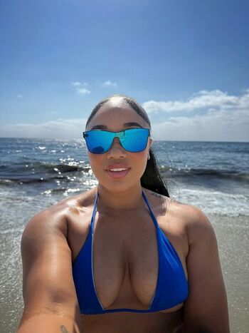 Lorraine ward leaked private photo uncensored HD quality