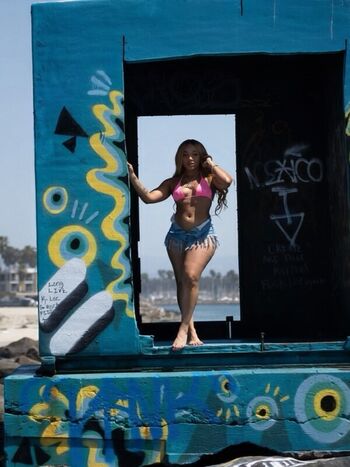 Lorraine ward leaked private photo uncensored HD quality