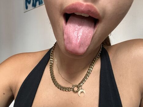 Louannvecchia leaked private photo uncensored HD quality