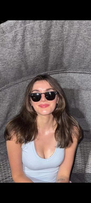 Lunallira leaked private photo uncensored HD quality