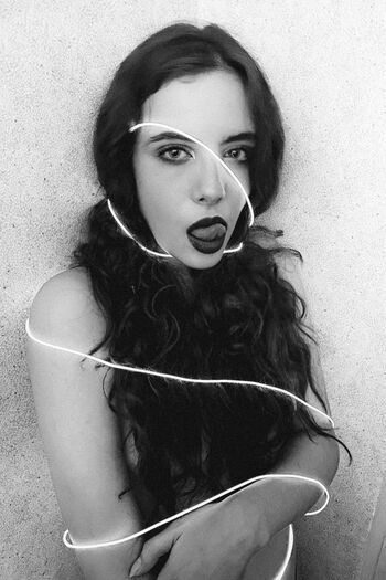 Lunasereena leaked private photo uncensored HD quality