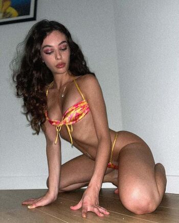 Lunasereena leaked private photo uncensored HD quality