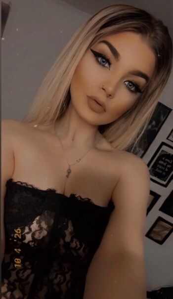 Luuucy leaked private photo uncensored HD quality