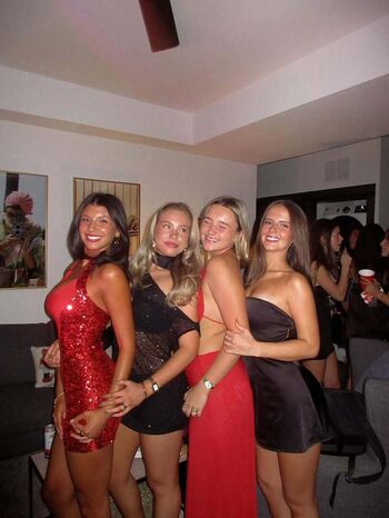 Lydia lowry page leaked private photo uncensored HD quality