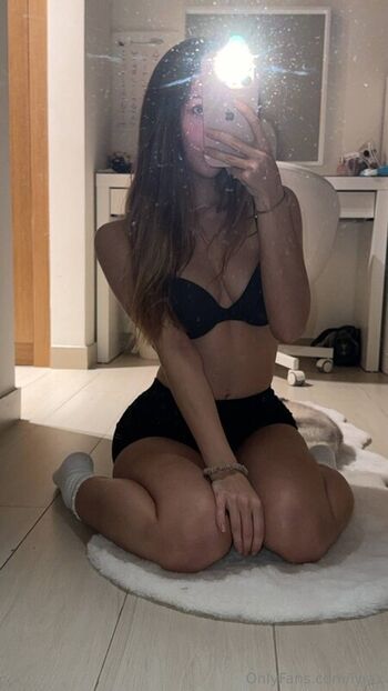 Lyiax leaked private photo uncensored HD quality