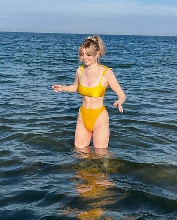 M ae leaked private photo uncensored HD quality