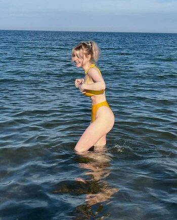 M ae leaked private photo uncensored HD quality